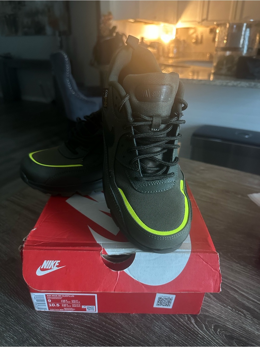 Nike Air Max 90 Surplus Cargo Khaki 9 M - Picture 2 of 5